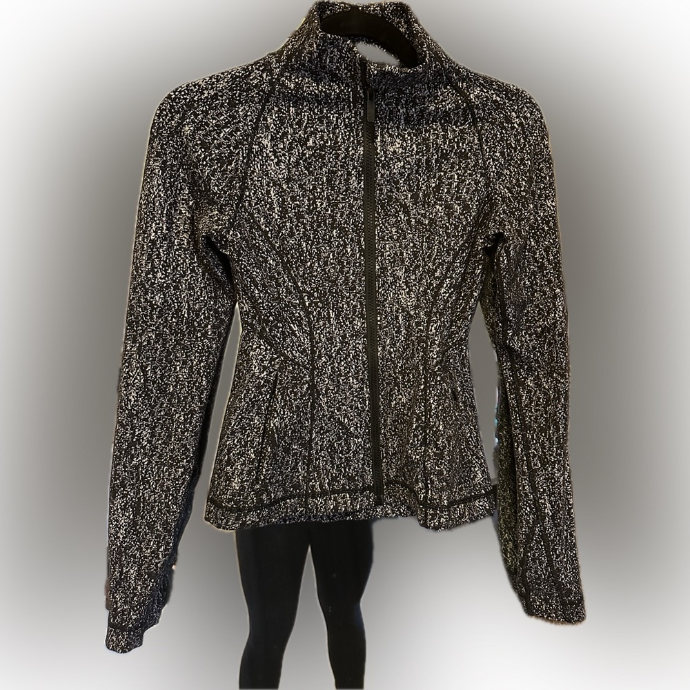 Lululemon Zip Up size Small